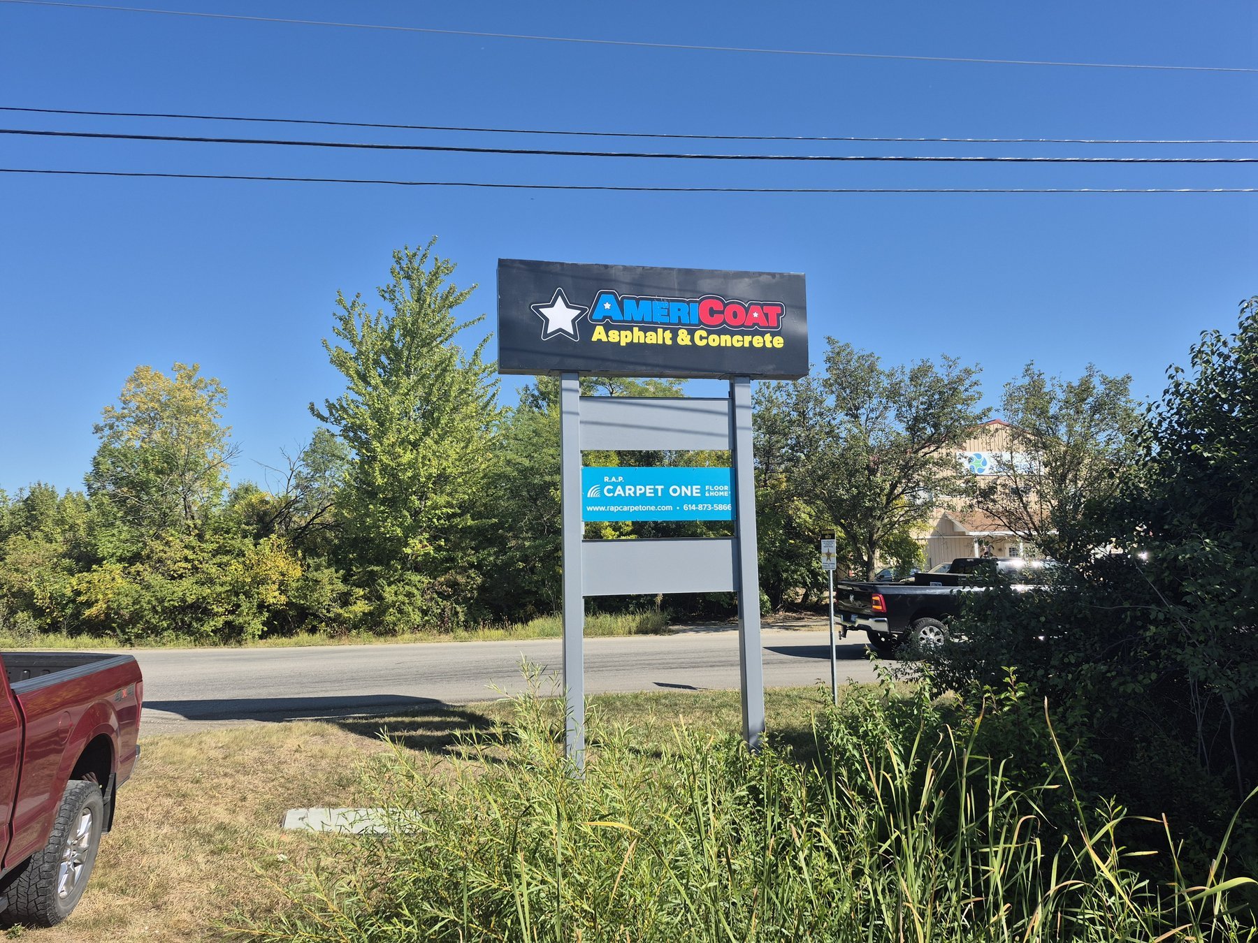 AmeriCoat roadside pylon — Monument or pylon sign in Columbus, Ohio
